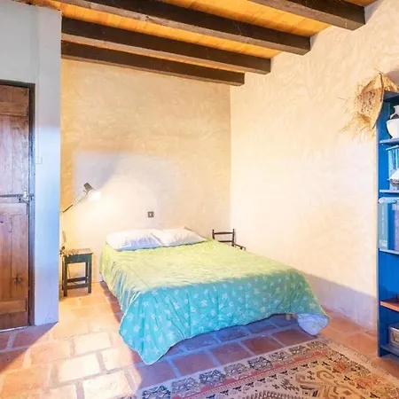 Authentic Landes House Lacquy